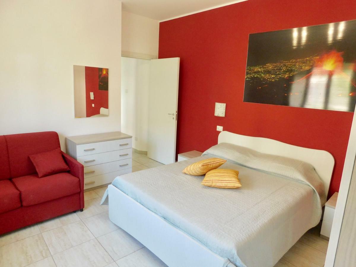Vanilla Apartments Giardini Naxos Eksteriør bilde