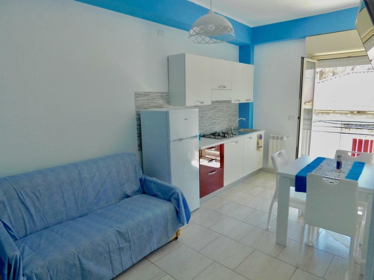 Vanilla Apartments Giardini Naxos Eksteriør bilde